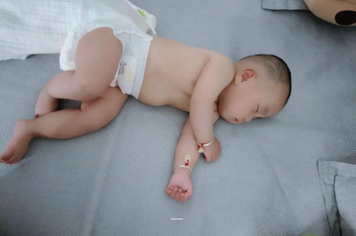 济源孕妇肚子一跳一跳